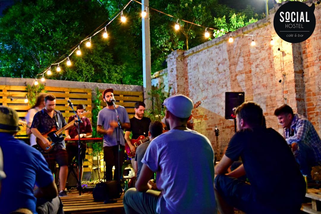 Social Hostel Cafe E Bar Curitiba Exterior photo